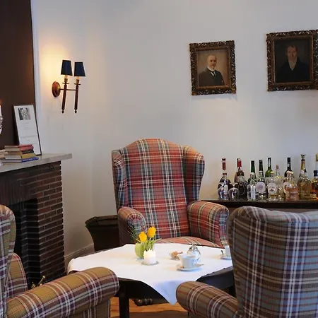 Waldhof Auf Herrenland 4* Mölln