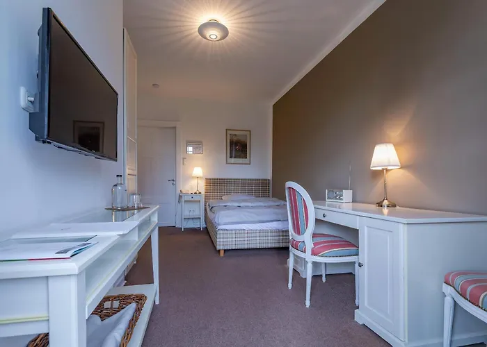 ホテル Waldhof Auf Herrenland